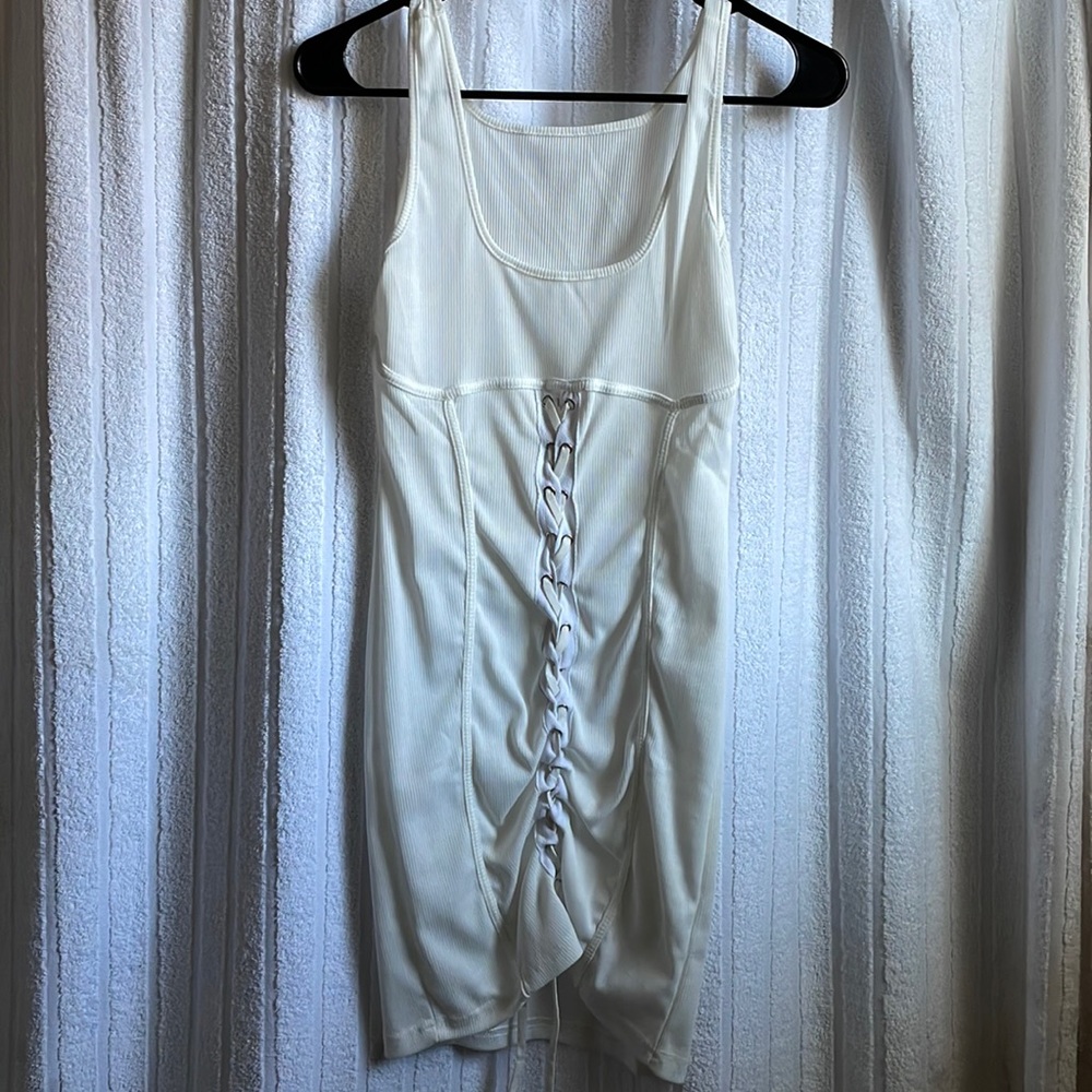 White dress small